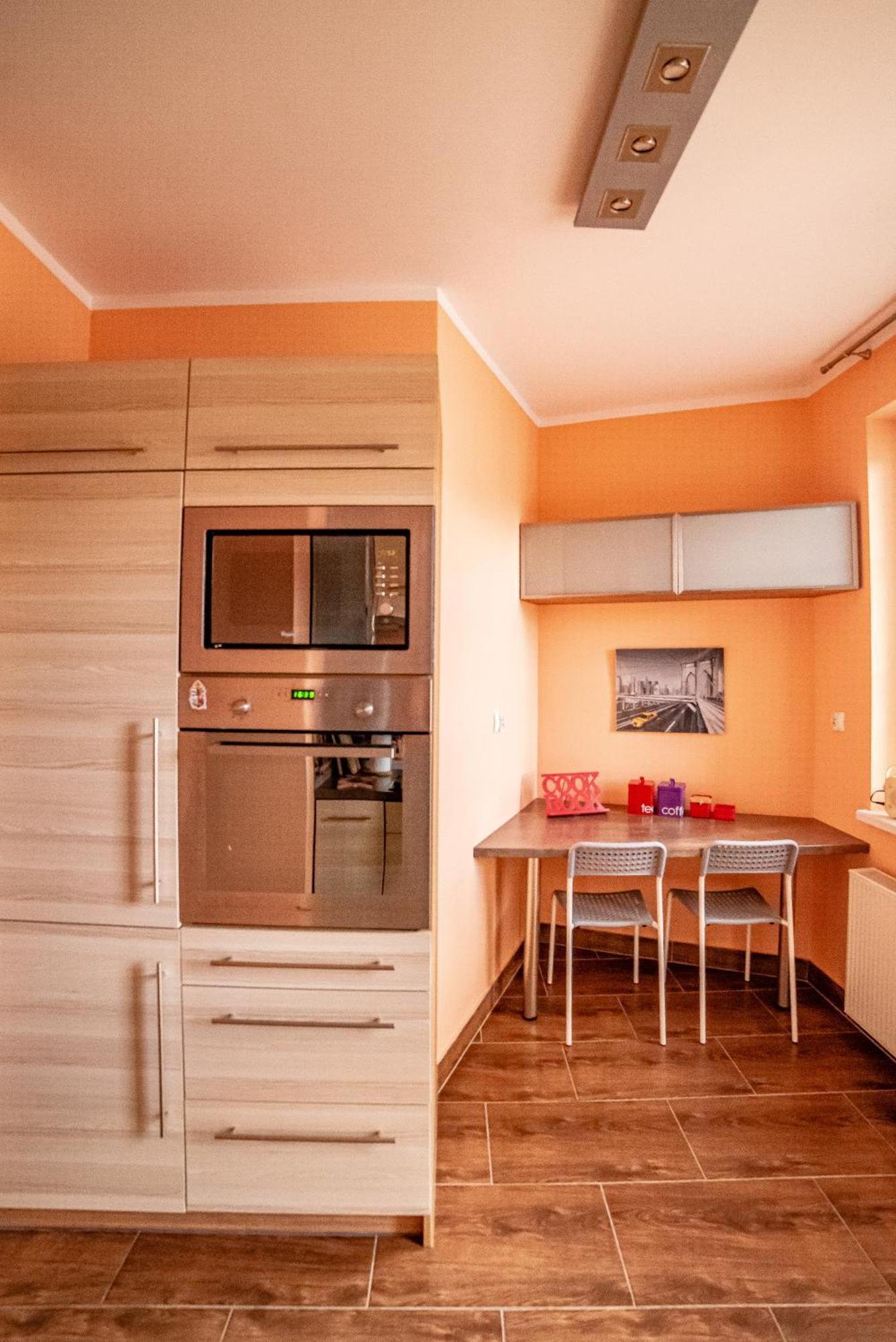 Yacht Apartments กีจิซโก ภายนอก รูปภาพ